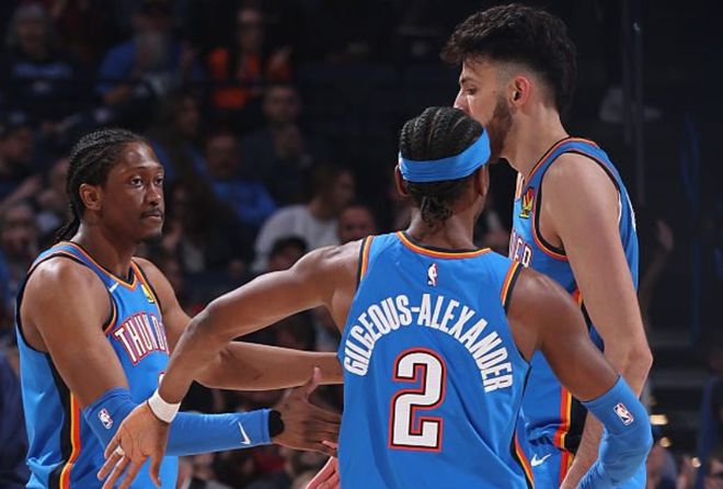 桃猿队从中 桃猿队从中